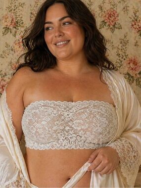 Coquette Lace Bandeau Bralette XXL Ivory Strapless Stretch Soft No Boundaries